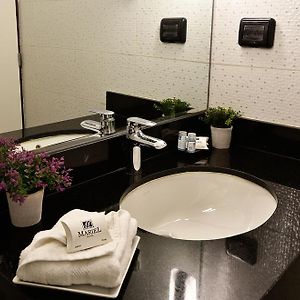 Habitación Estándar con 2 Camas Individuales